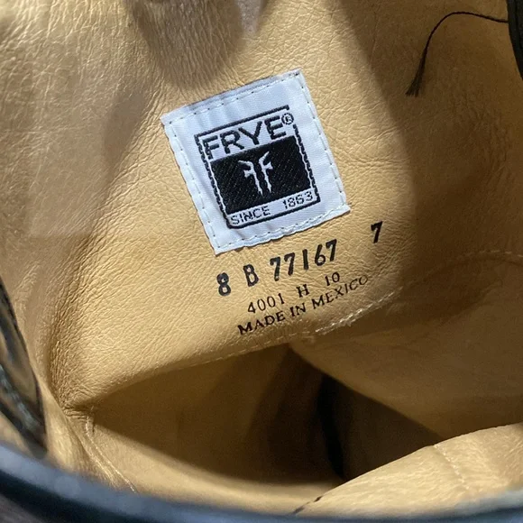 Frye WOMEN MELISSA BUTTON 2 black sz 8 - Picture 9 of 12